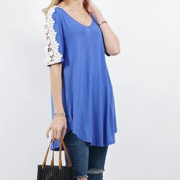 Blue V-Neck Floral Crochet Shoulder Tunic - Picture 3 of 3